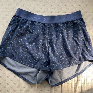 Outdoor voices “relay 3 in” shorts!